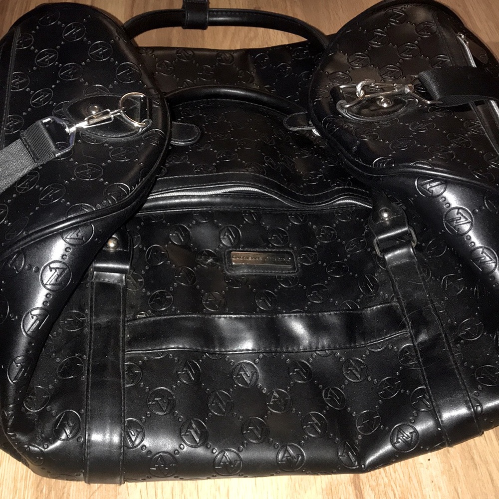 Adrienne Vittadini duffel bag